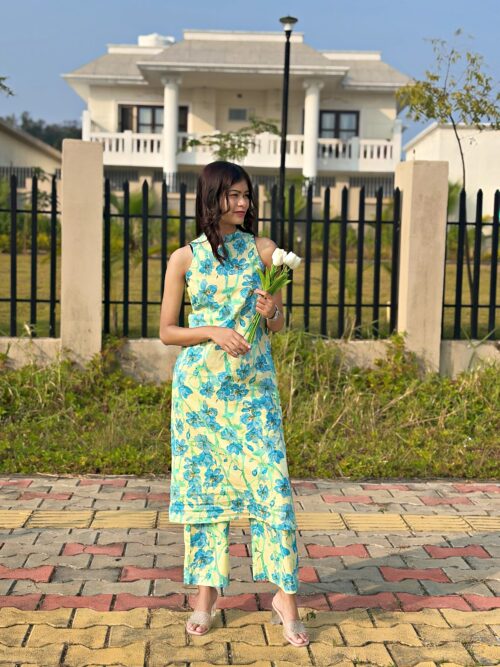 Blue Bloom Kurti Set